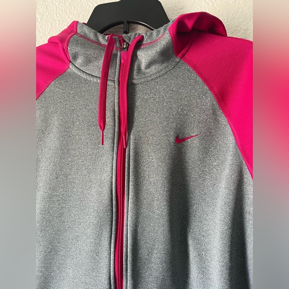 Nike, L, Gray and pink long sleeve zip up hoodie. - Picture 3 of 6